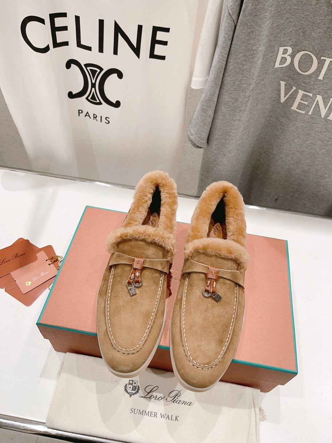 022 33123111 SIZE 35-46