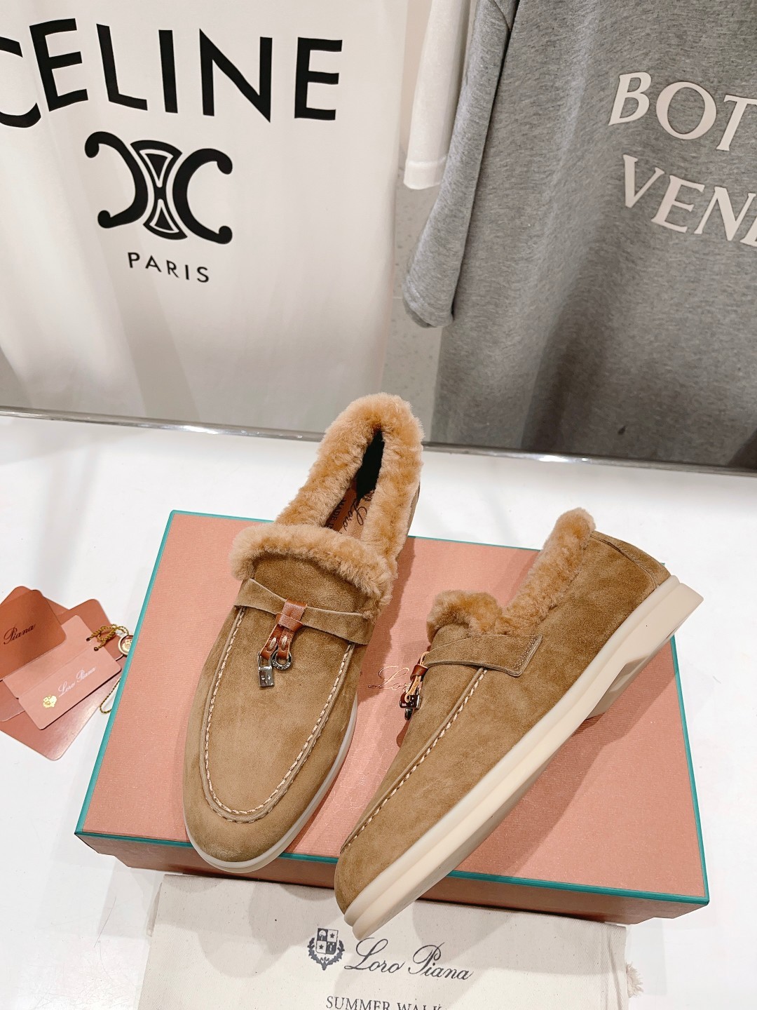 022 33123111 SIZE 35-46