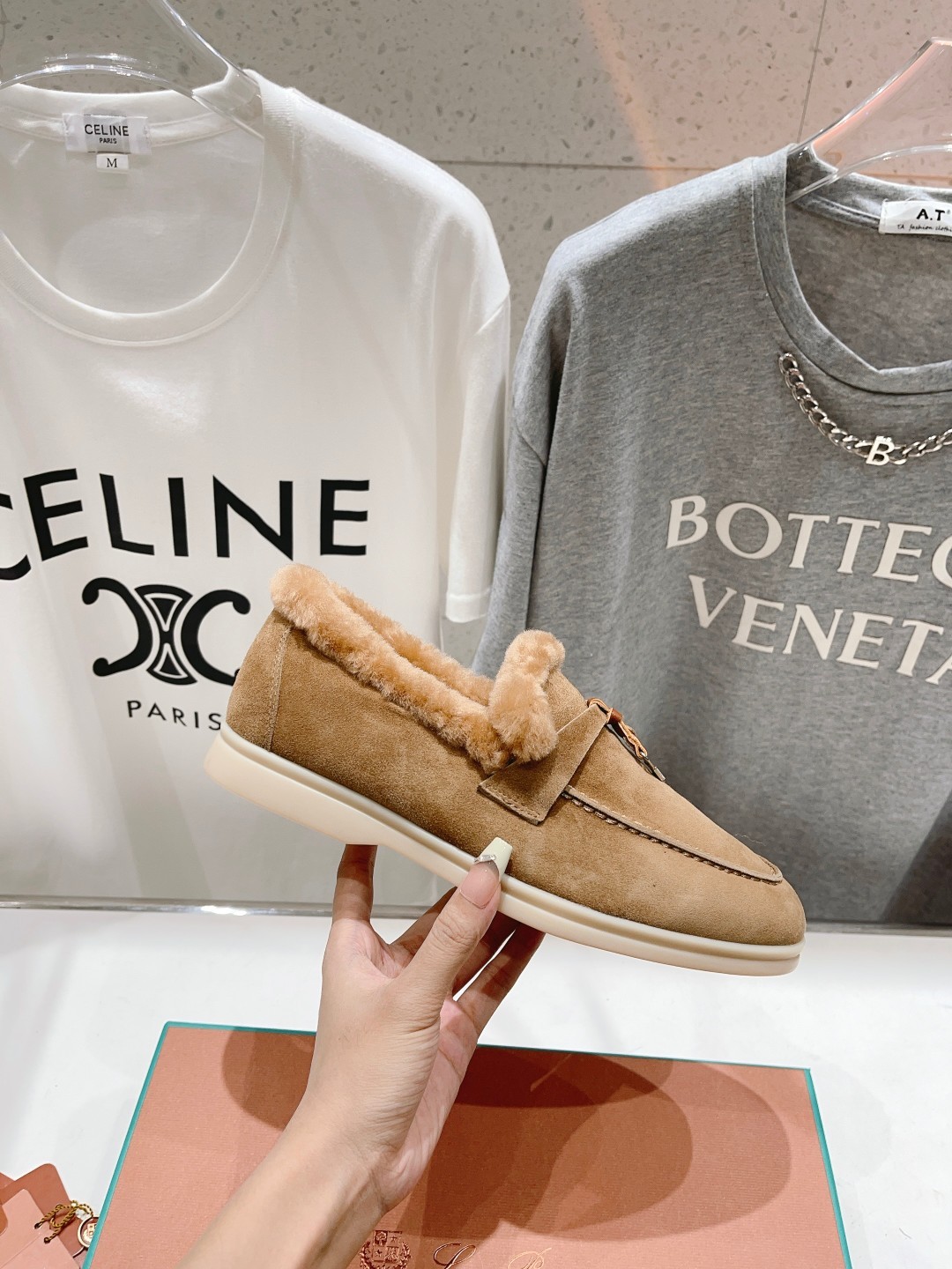 022 33123111 SIZE 35-46