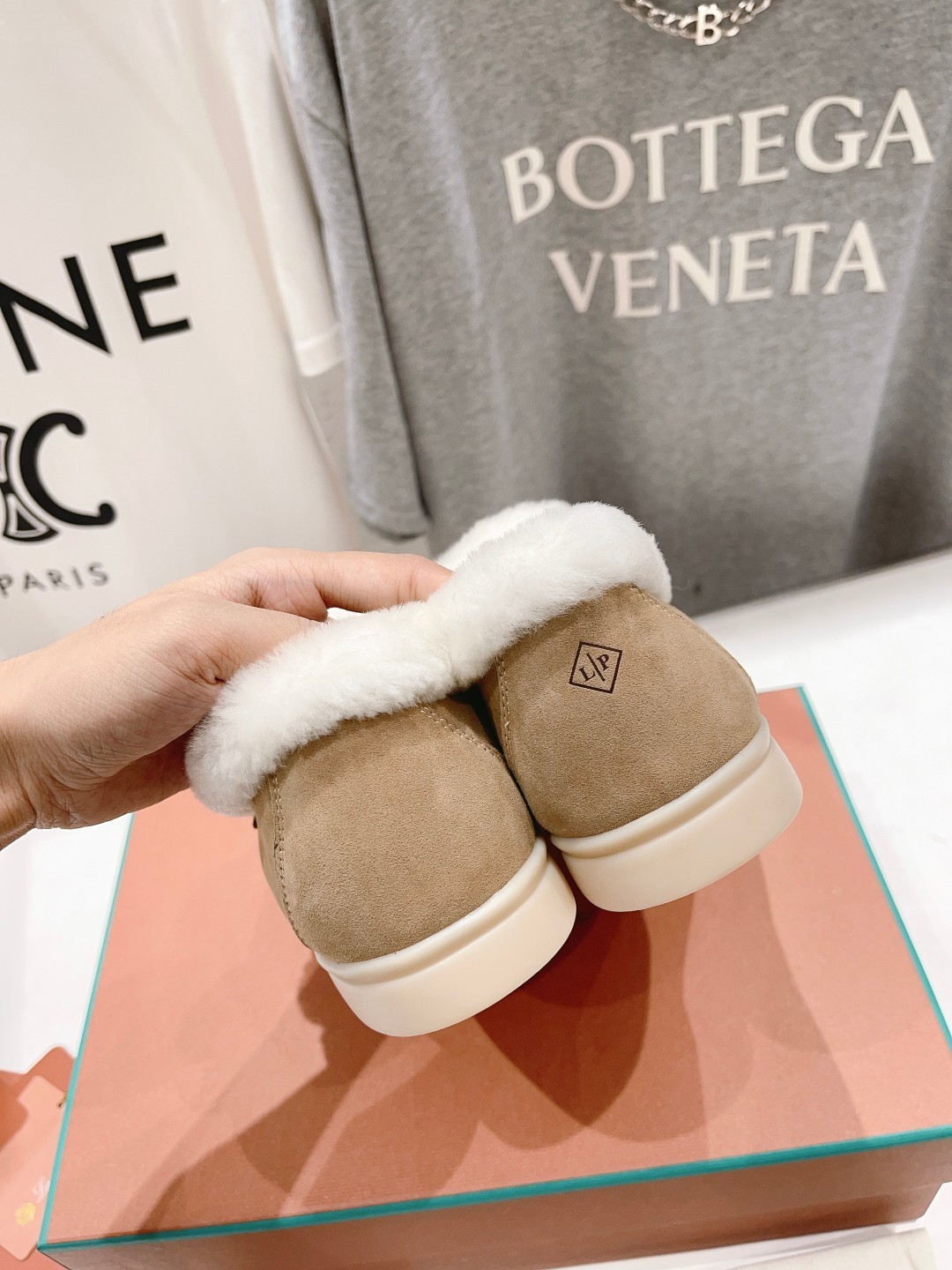 021 33123111 SIZE 35-46