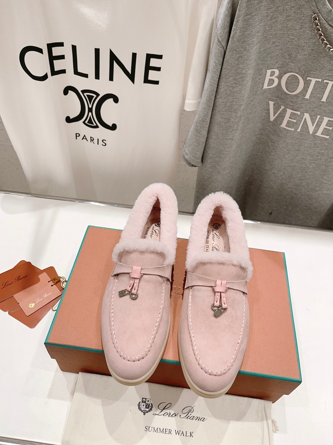 020 33123111 SIZE 35-46