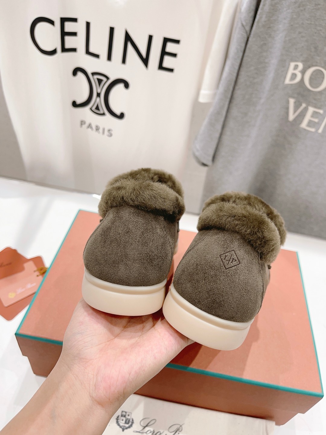 019 33123111 SIZE 35-46