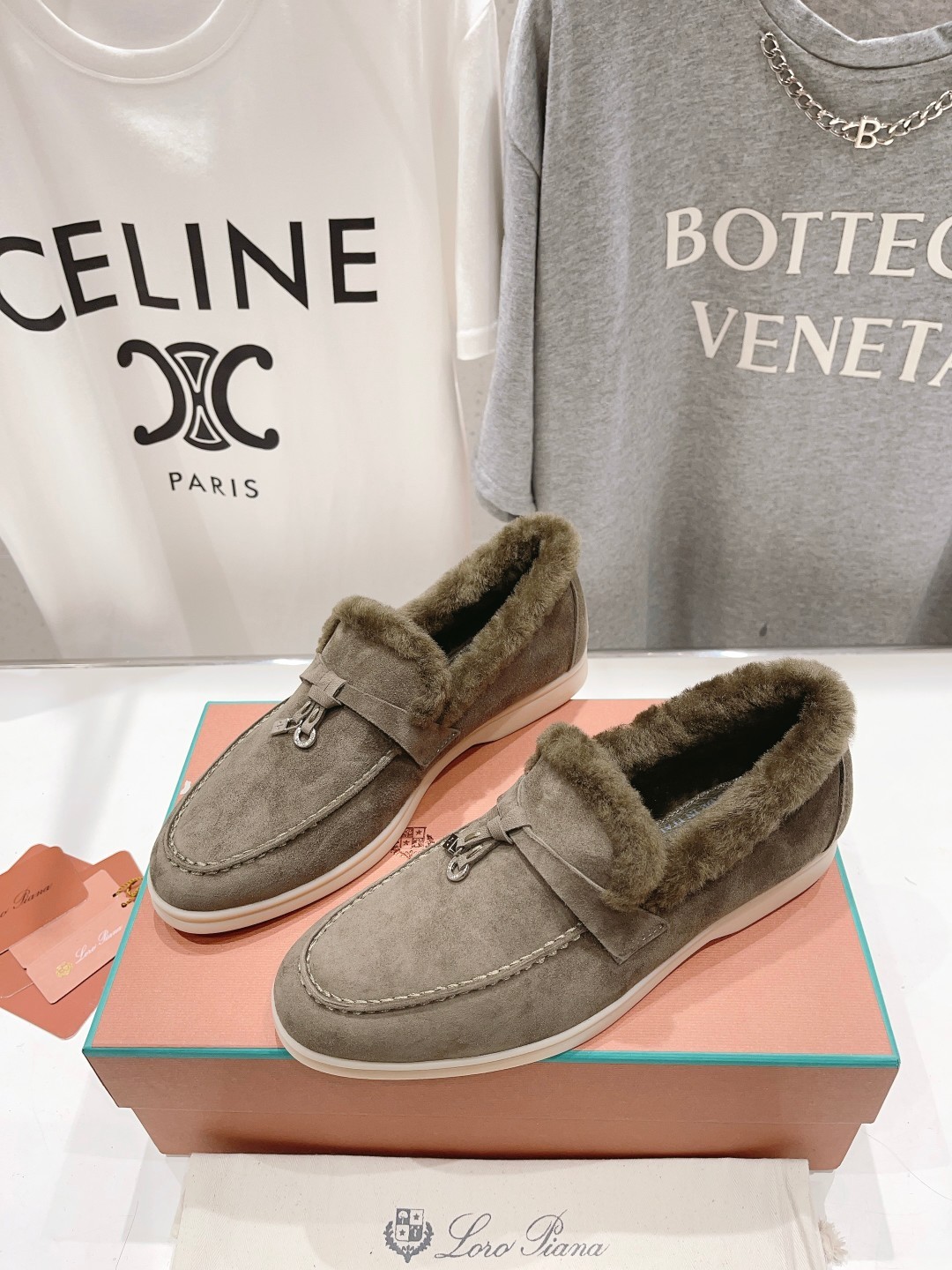 019 33123111 SIZE 35-46