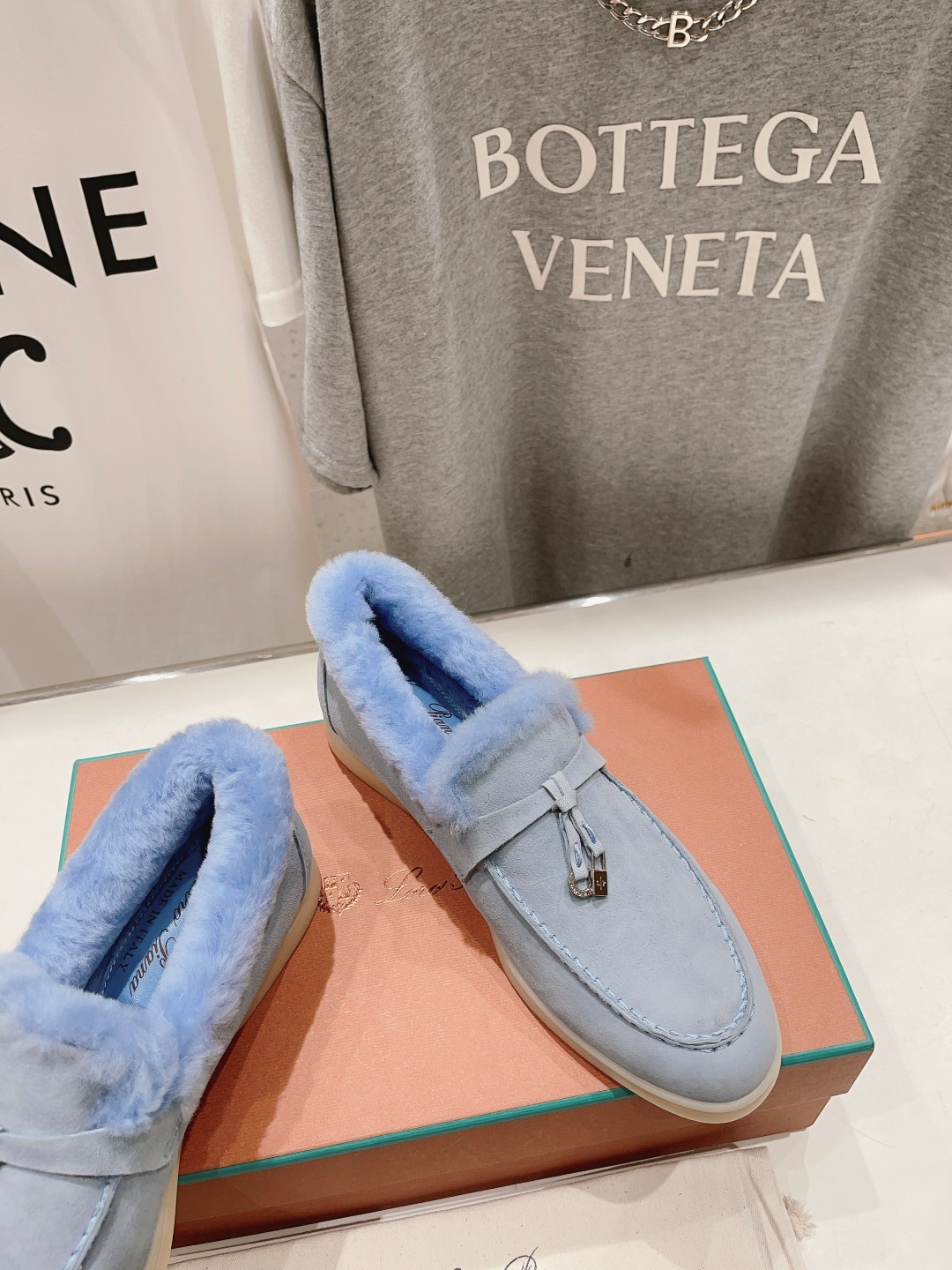 018 33123111 SIZE 35-46
