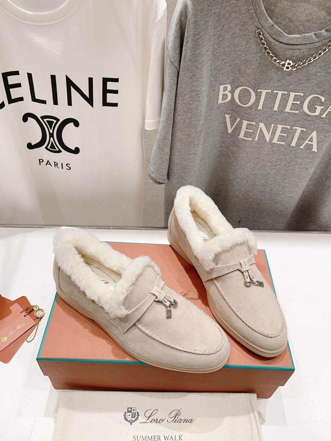 017 33123111 SIZE 35-46