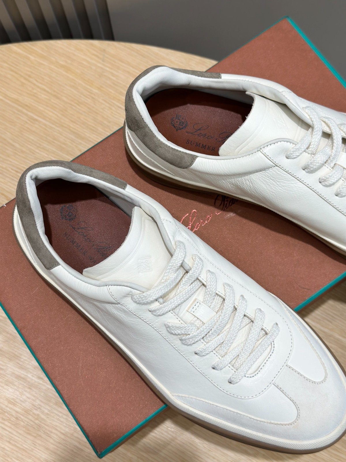 014 40123159 size 38-45