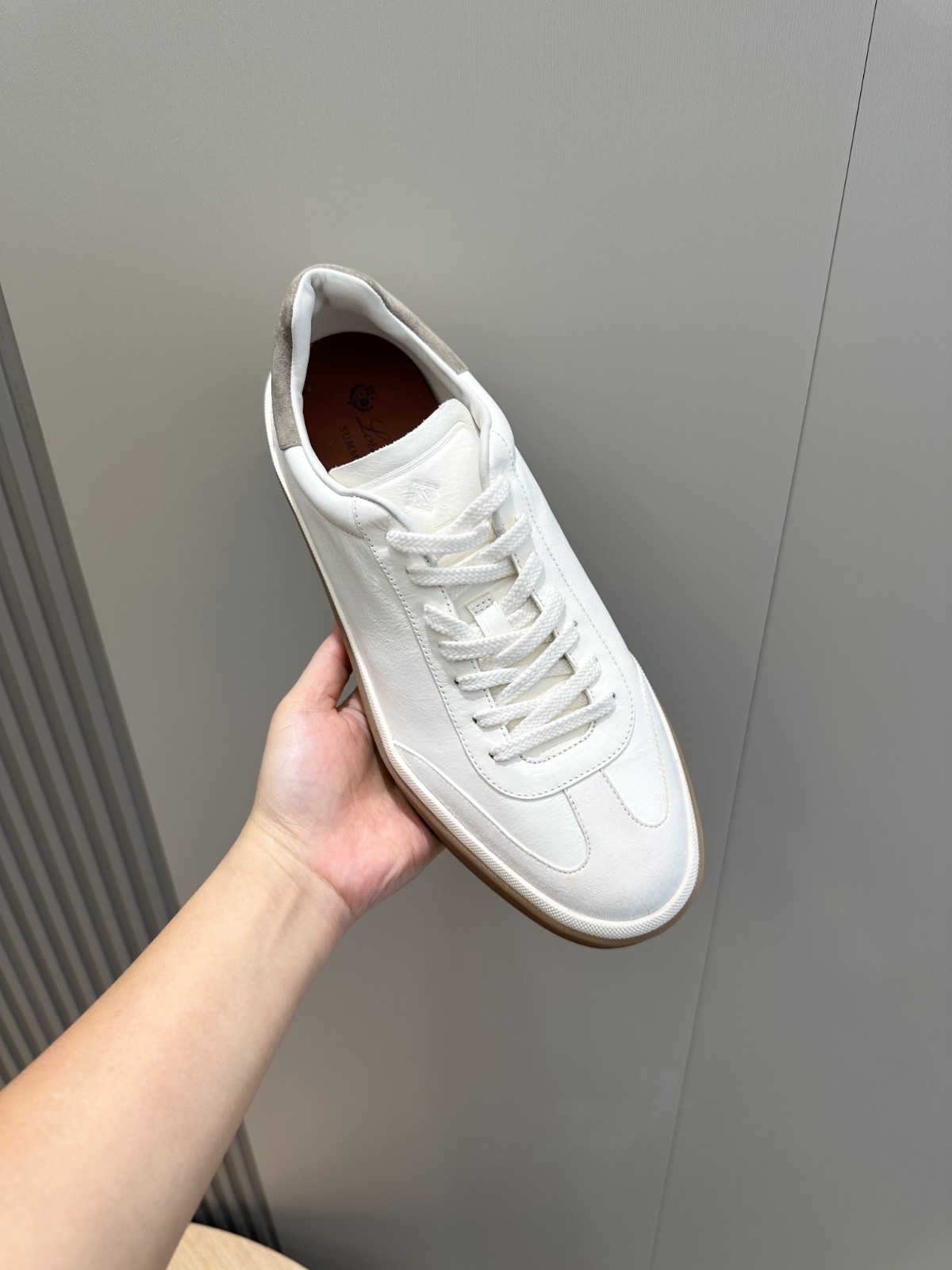 014 40123159 size 38-45