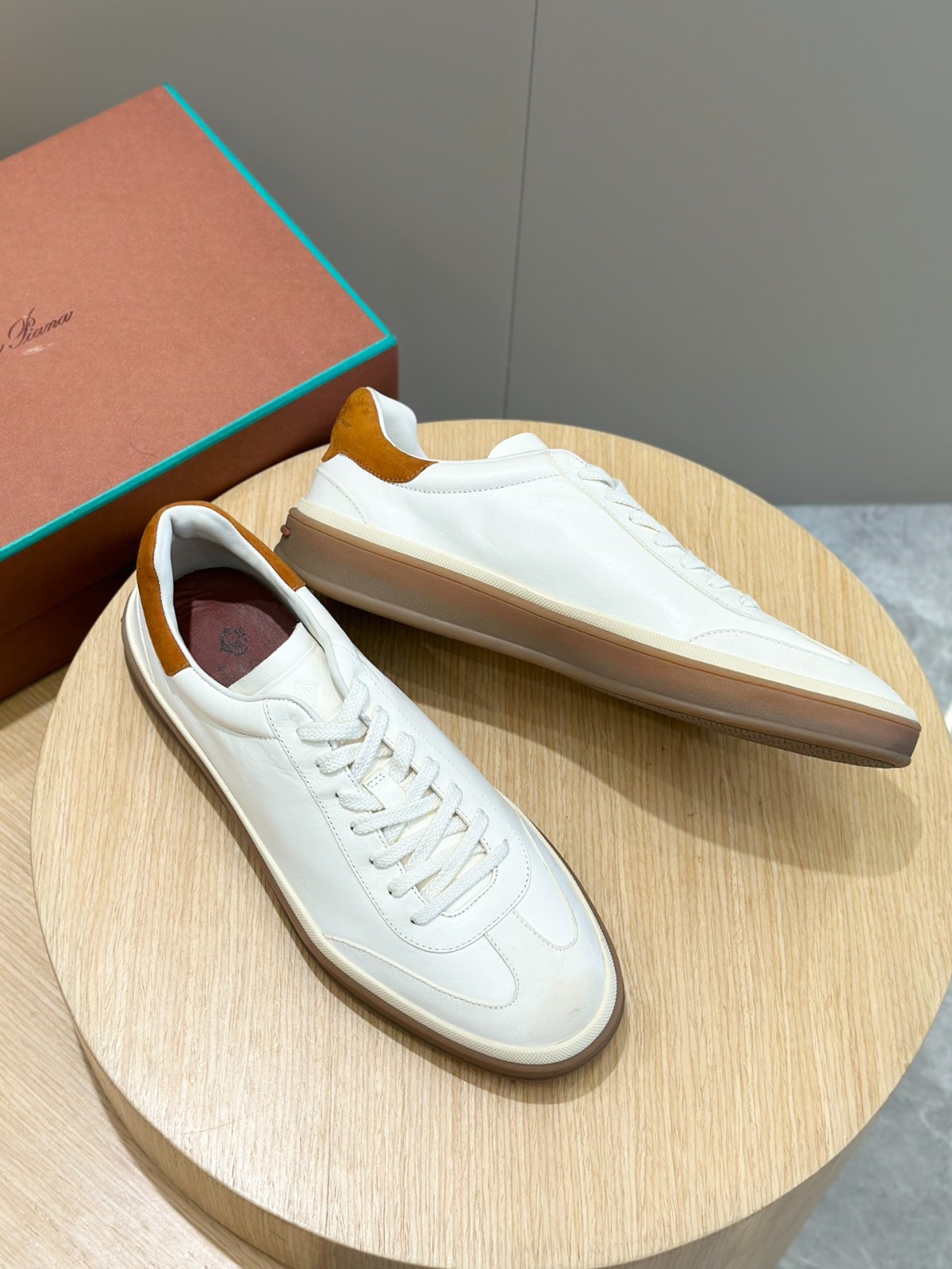 013 40123159 size 38-45