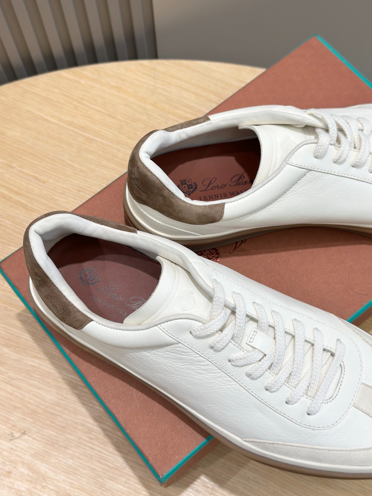 012 40123159 size 38-45