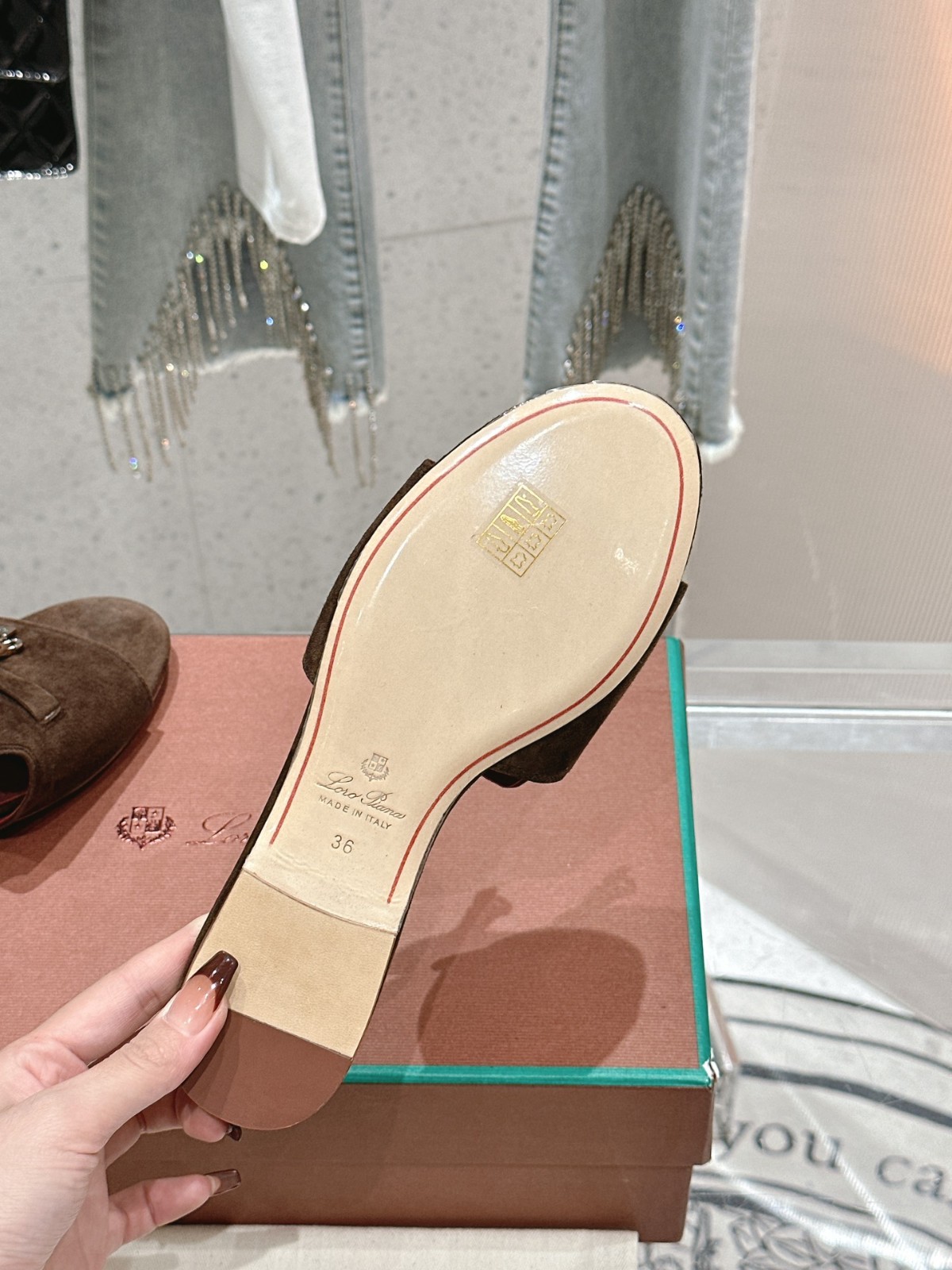 011 28123128 size 34-42