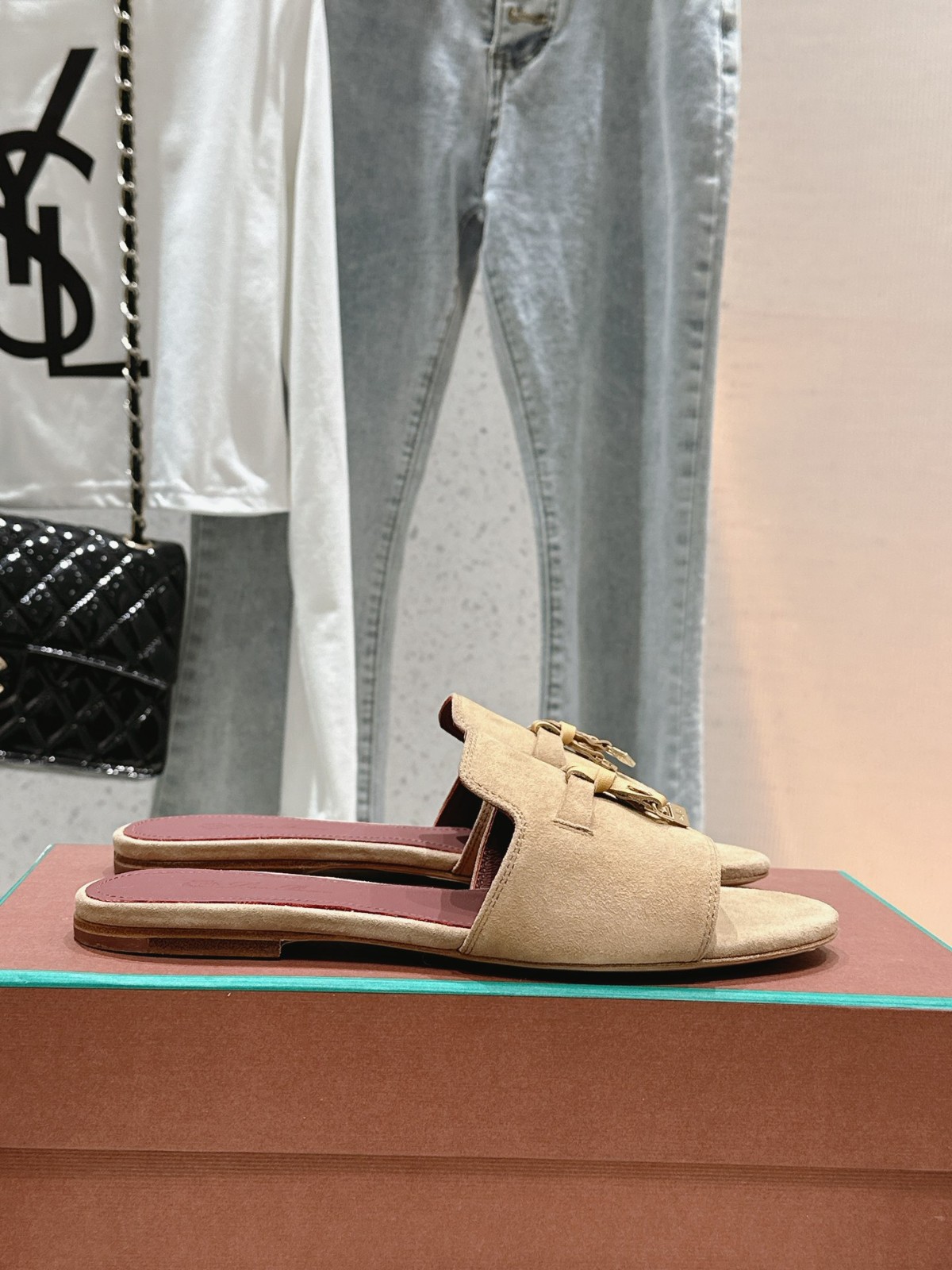 010 28123128 size 34-42