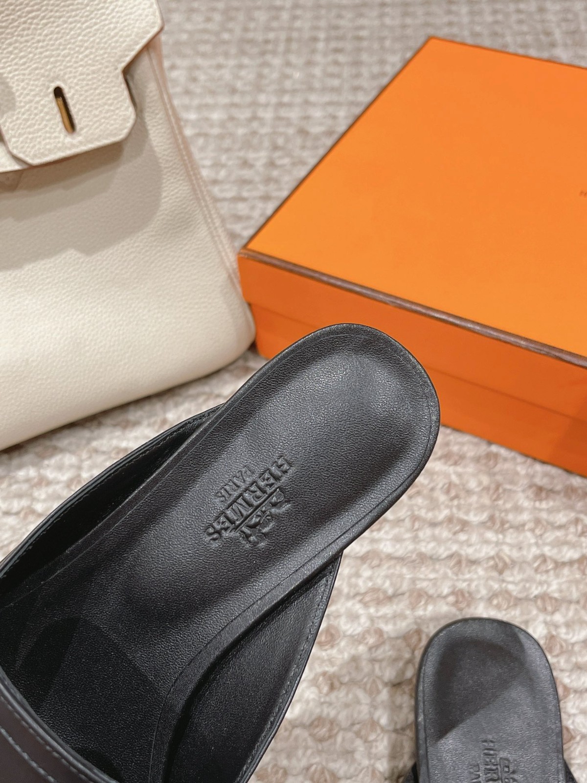 005 38123128 size 35-42
