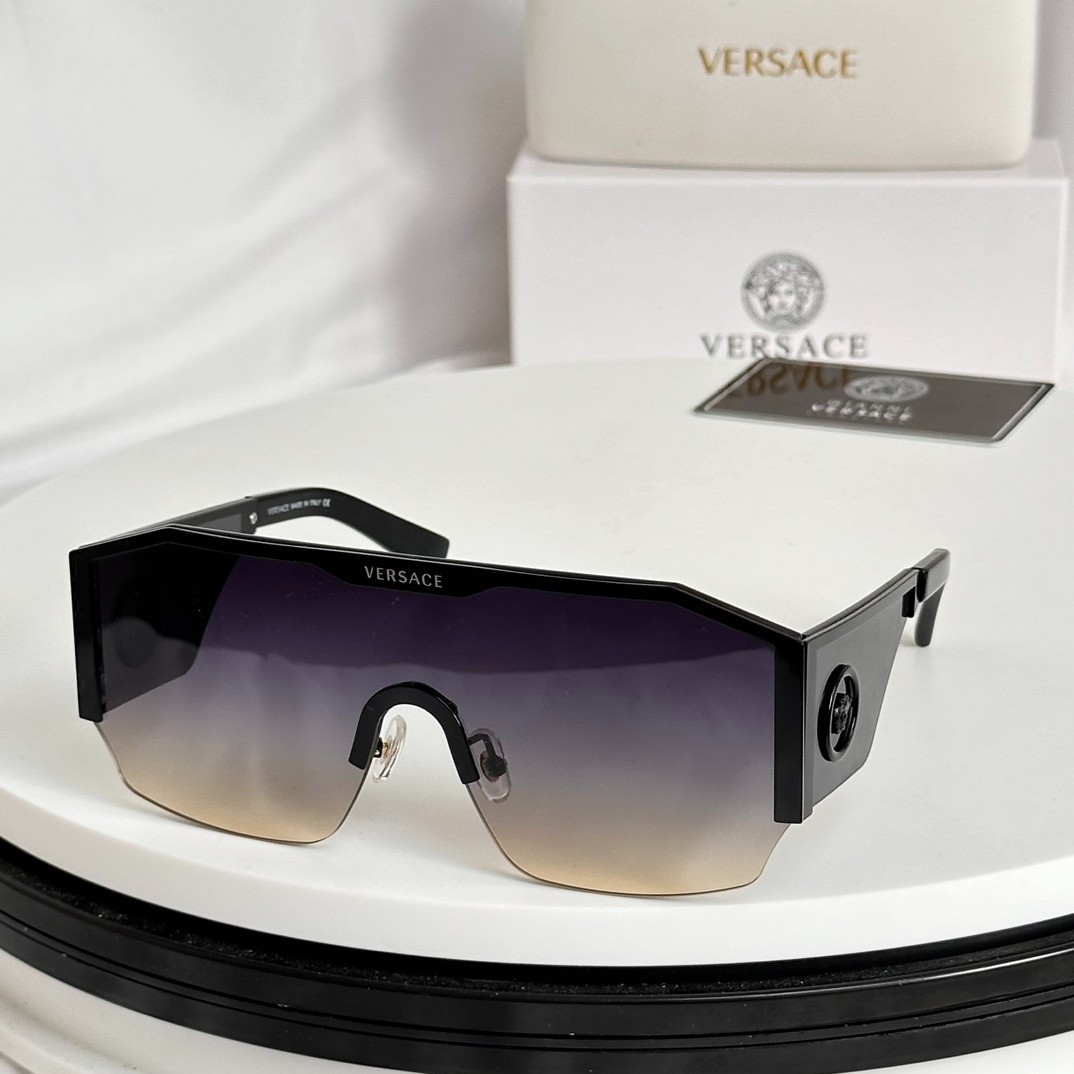 2 versace glasses list