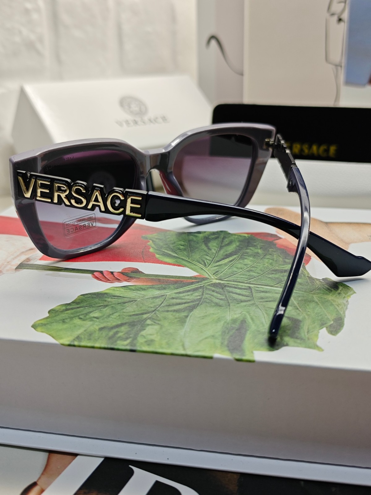 2 versace glasses list