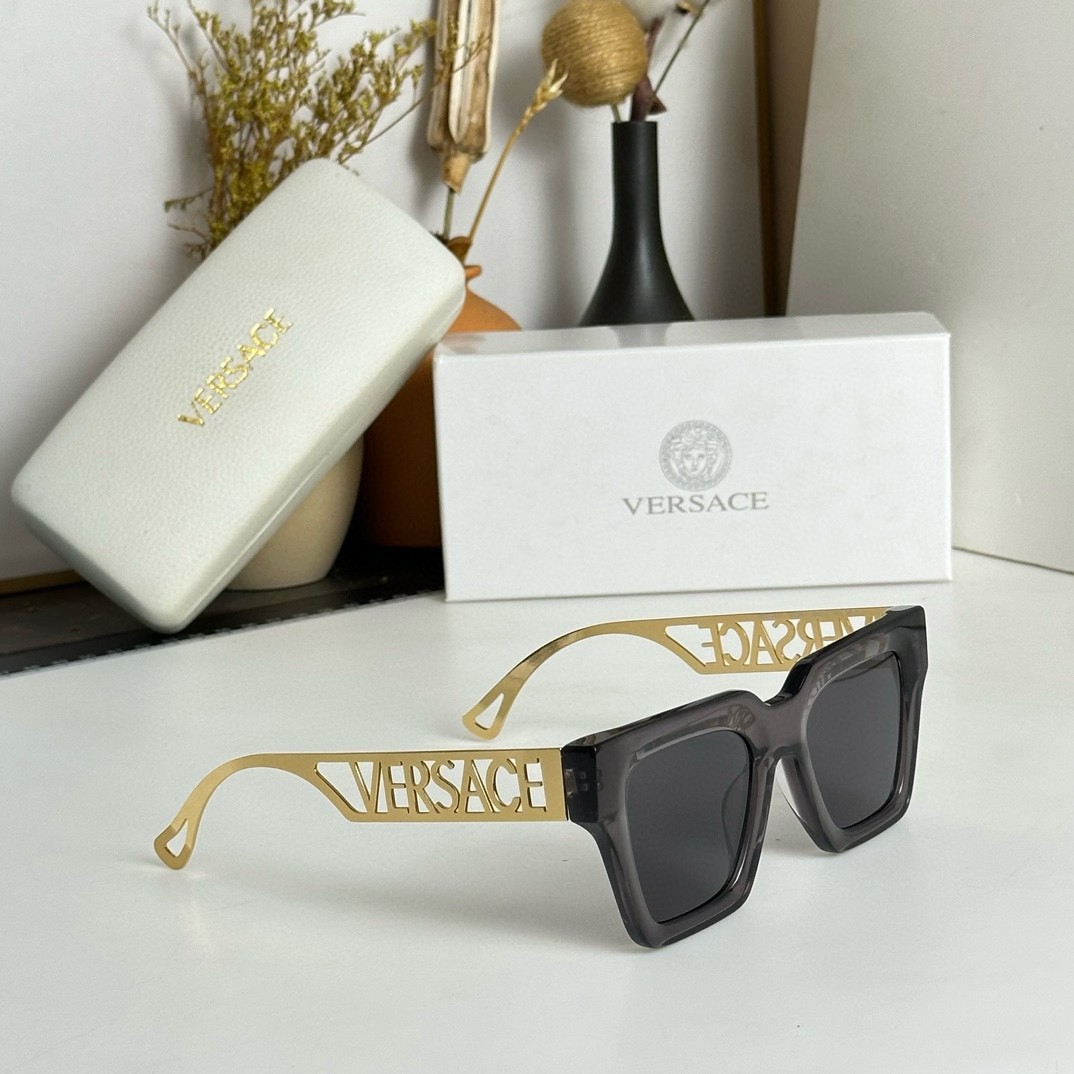 2 versace glasses list
