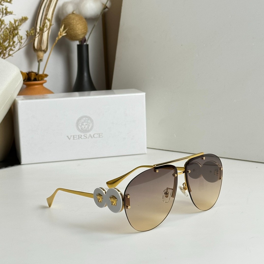 2 versace glasses list