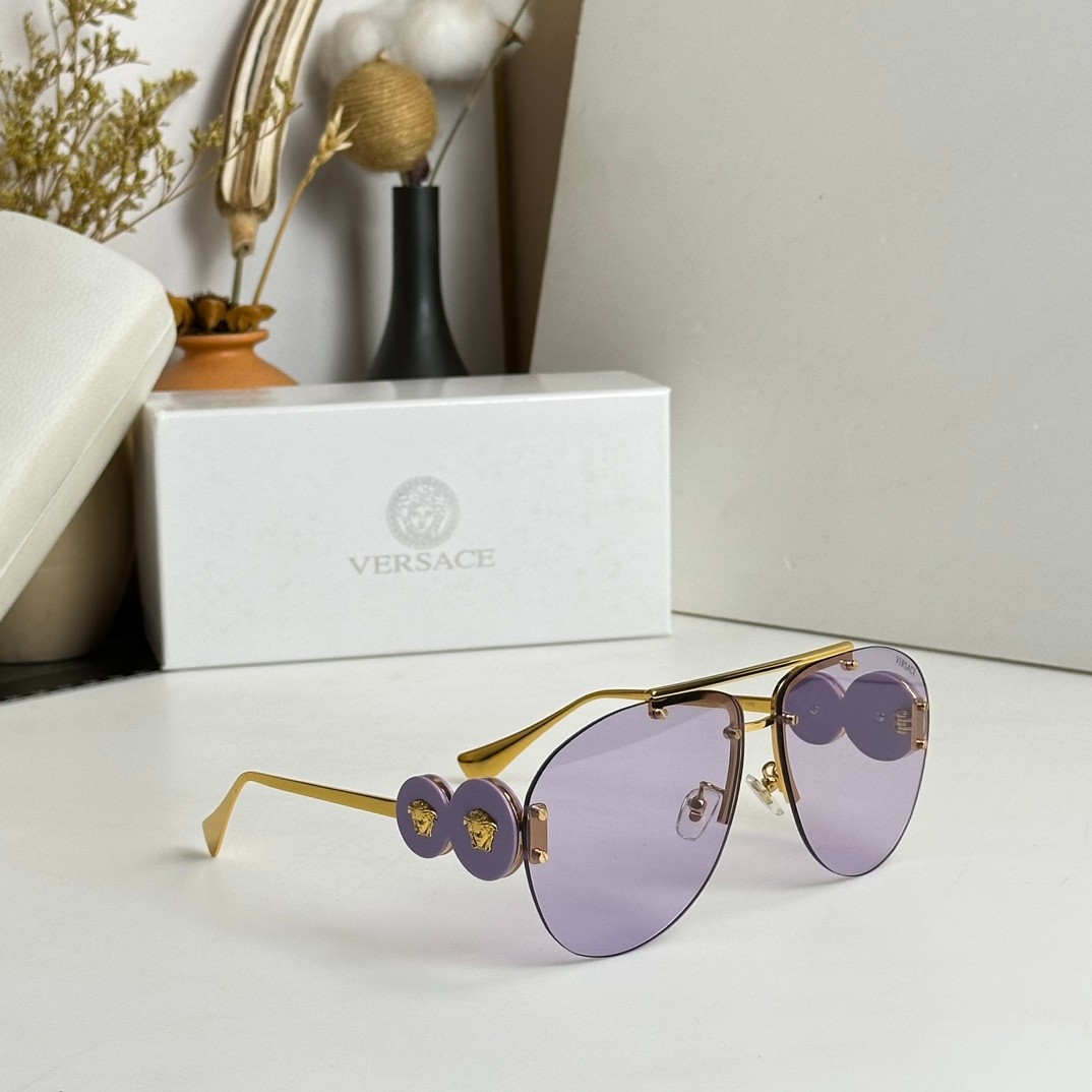 2 versace glasses list