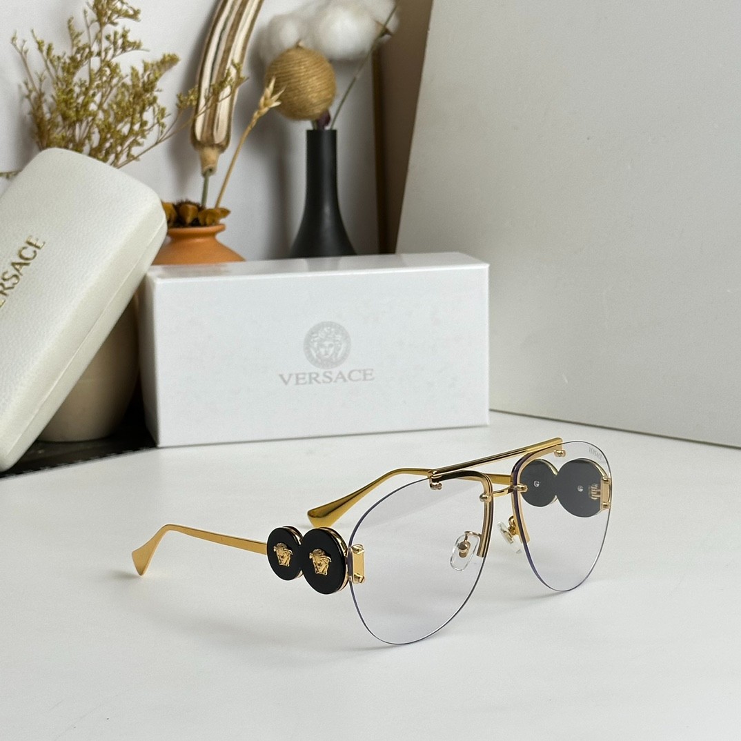 2 versace glasses list