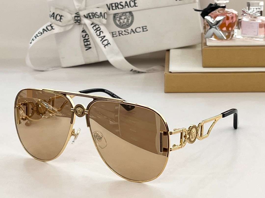 2 versace glasses list