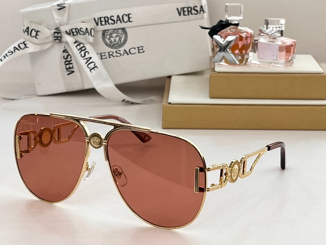 2 versace glasses list