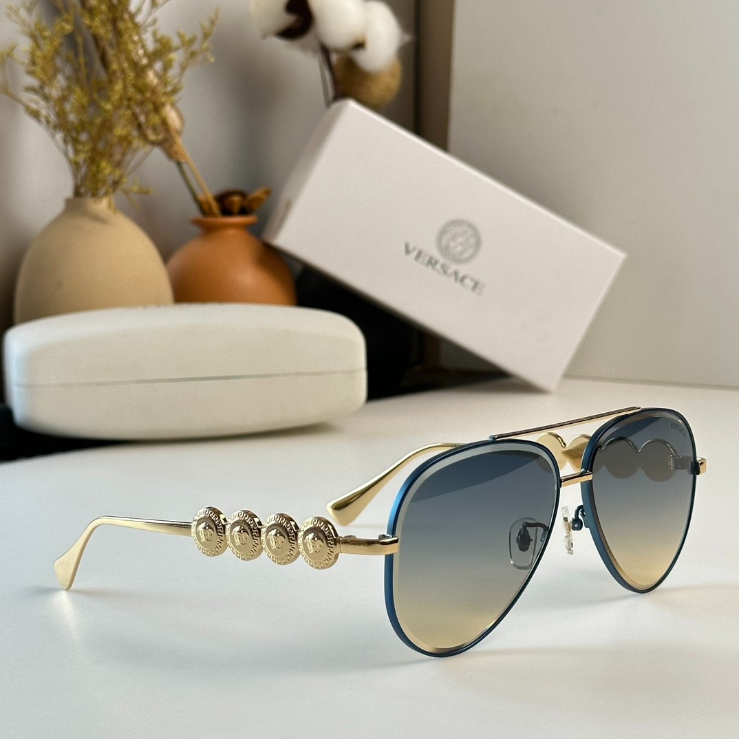 2 versace glasses list