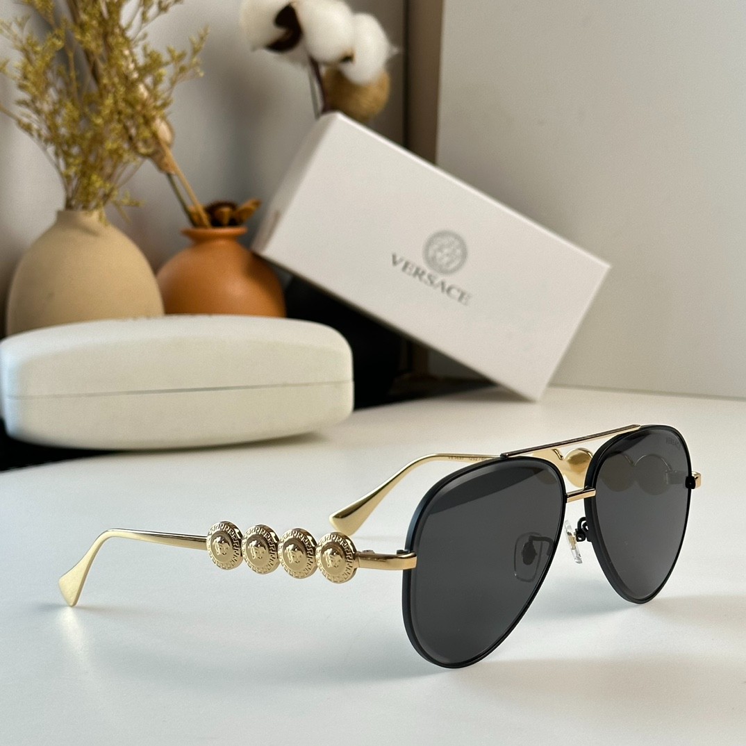 2 versace glasses list