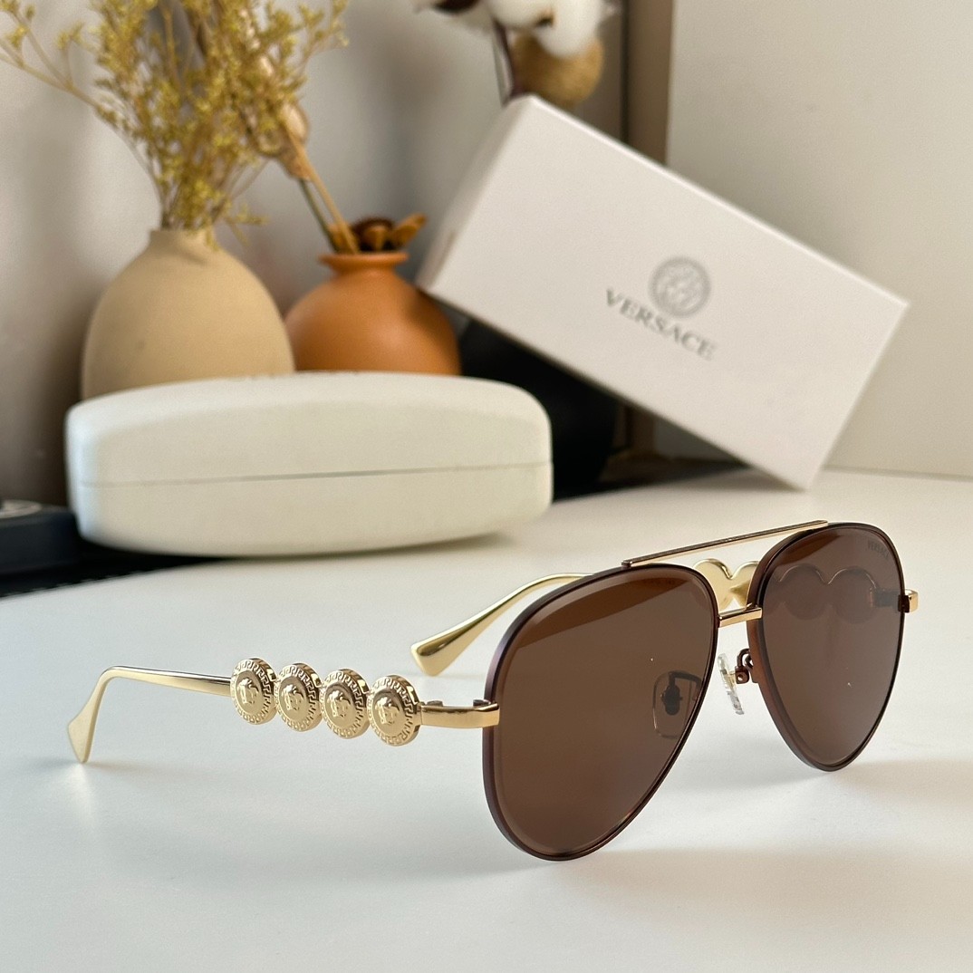 2 versace glasses list