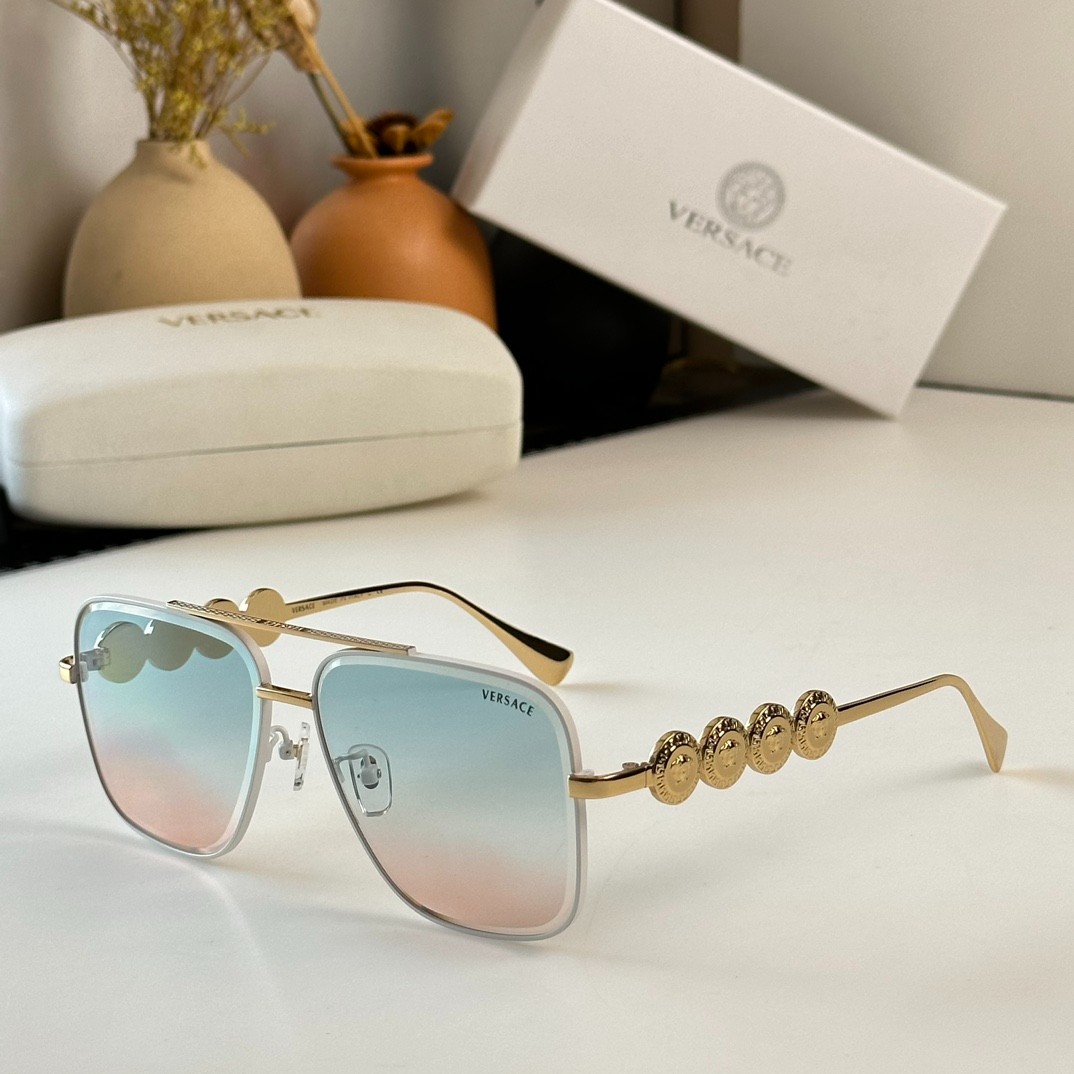 2 versace glasses list