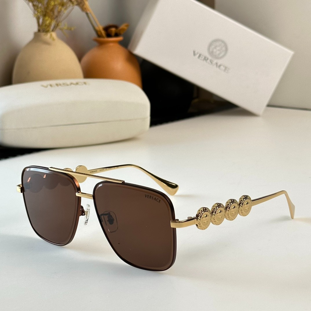 2 versace glasses list