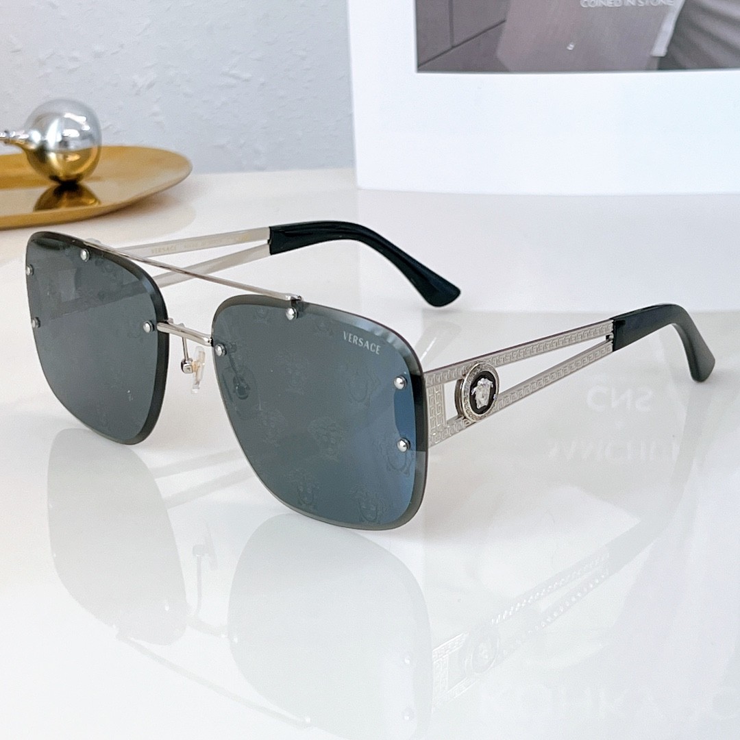 2 versace glasses list