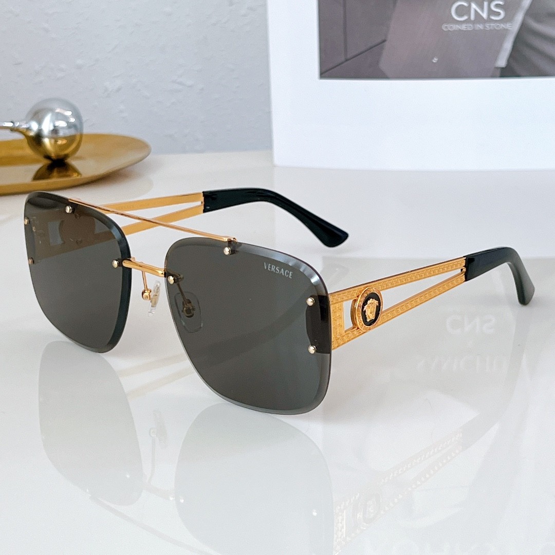 2 versace glasses list