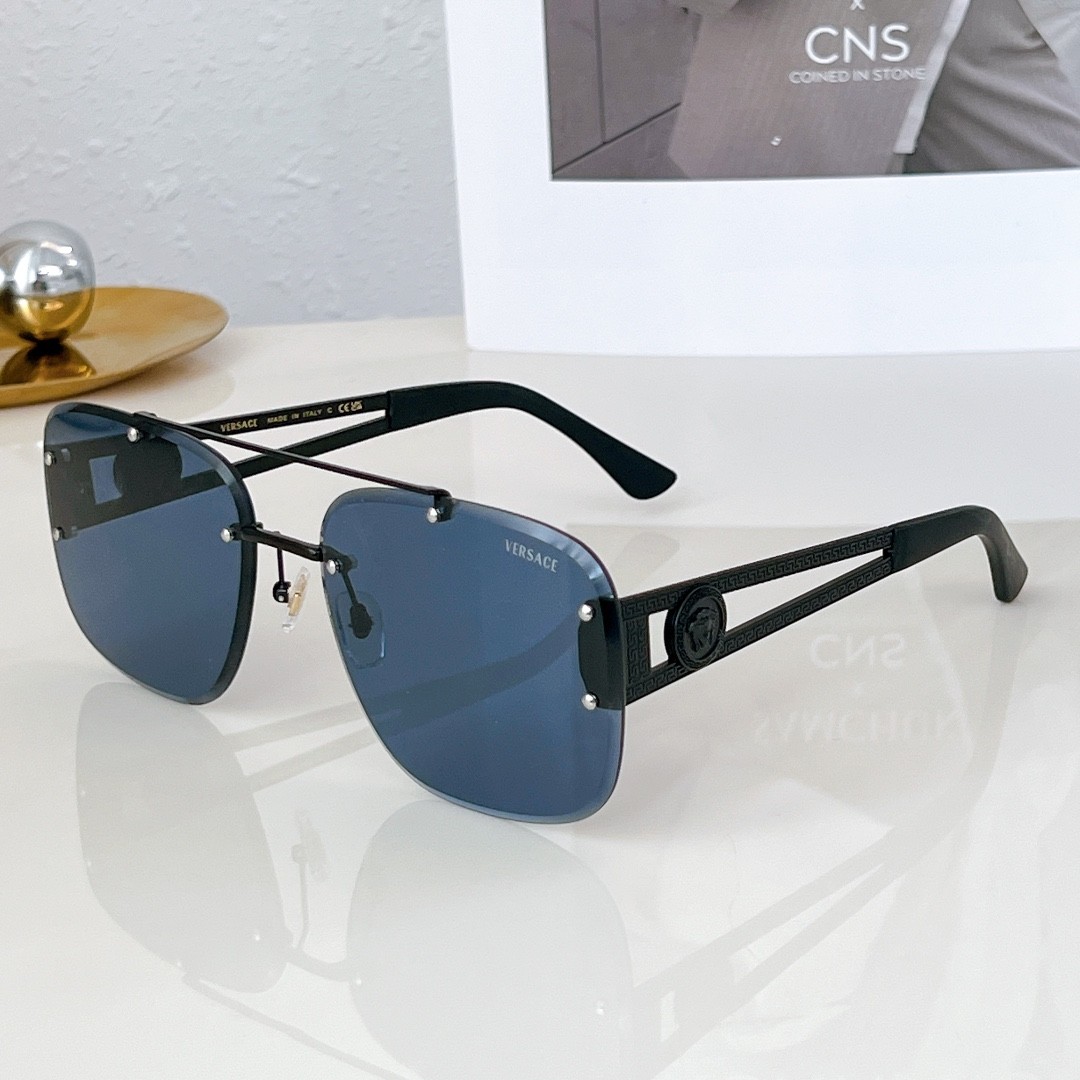 2 versace glasses list