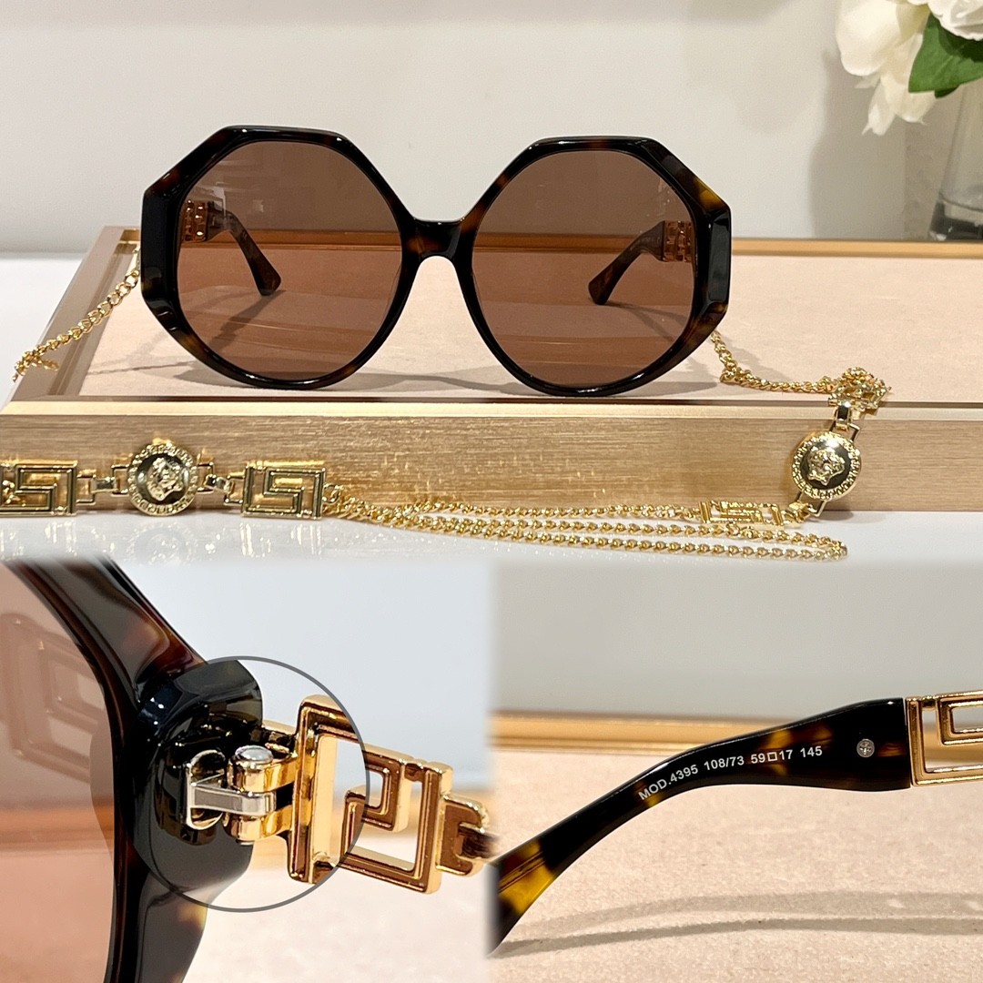 2 versace glasses list