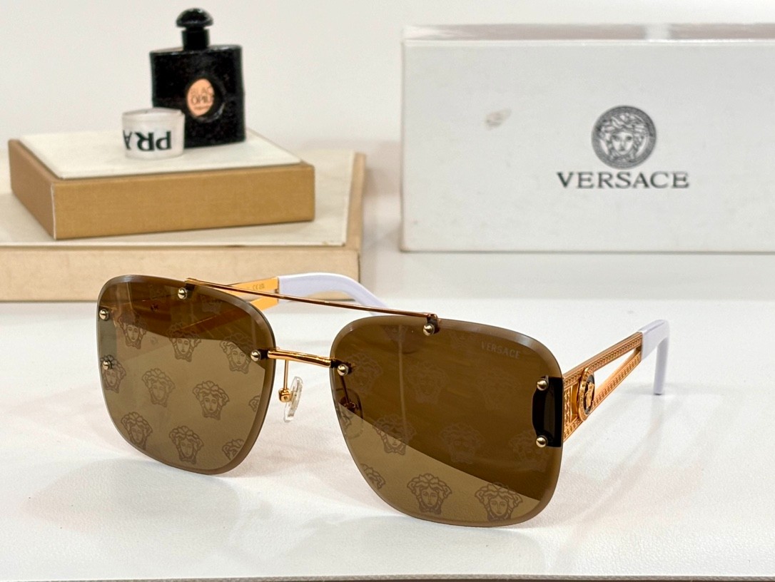2 versace glasses list