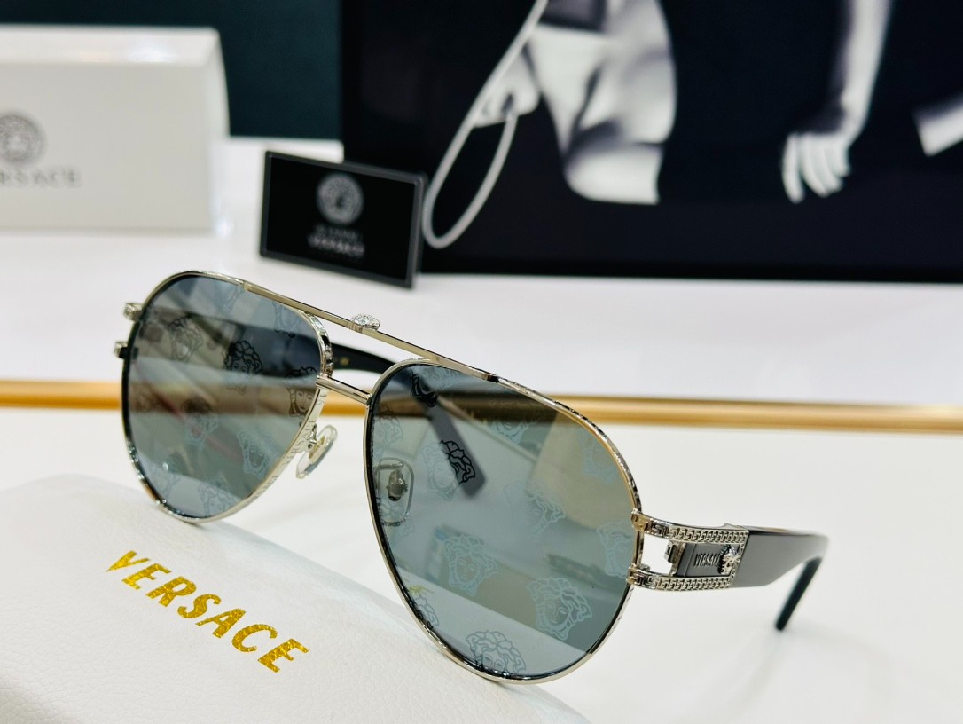 2 versace glasses list