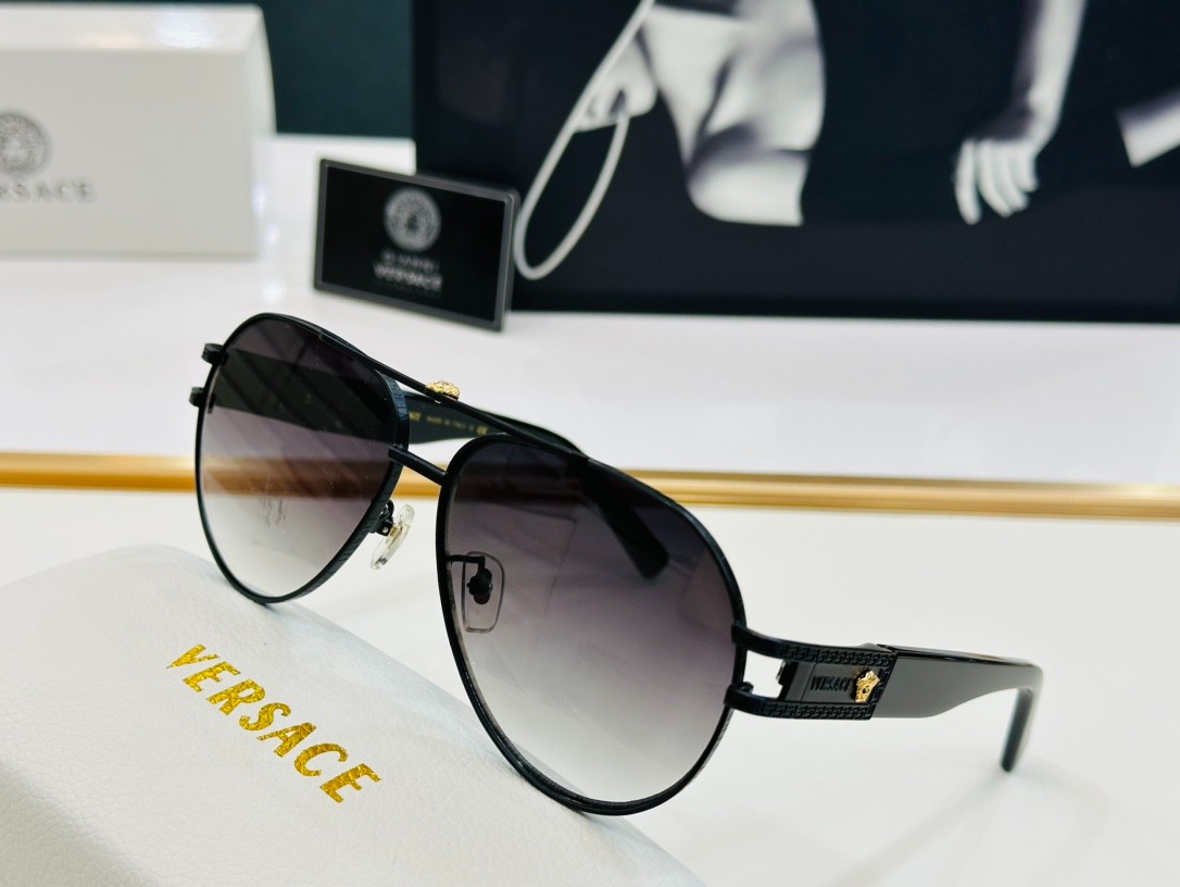 2 versace glasses list