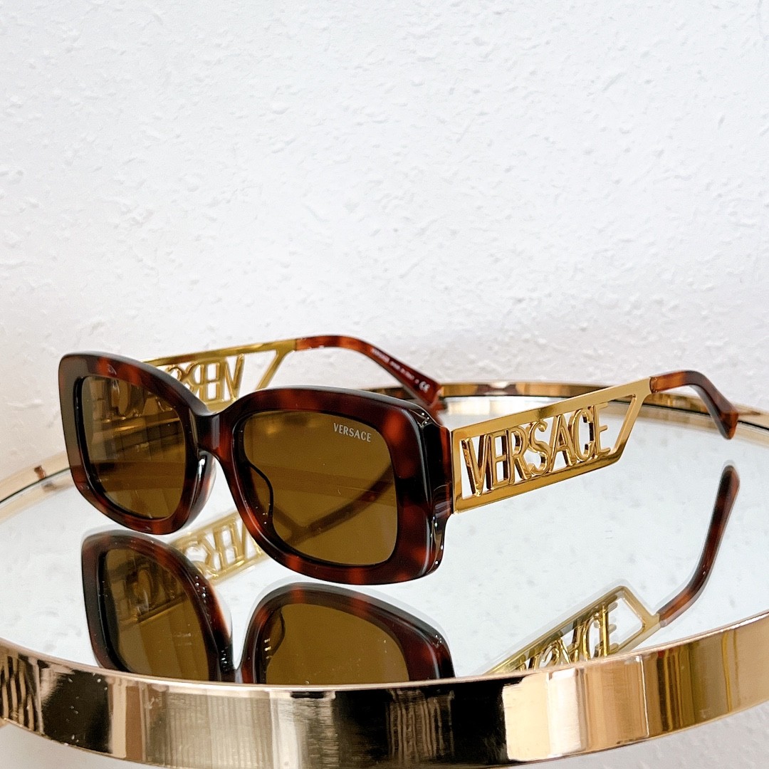 2 versace glasses list