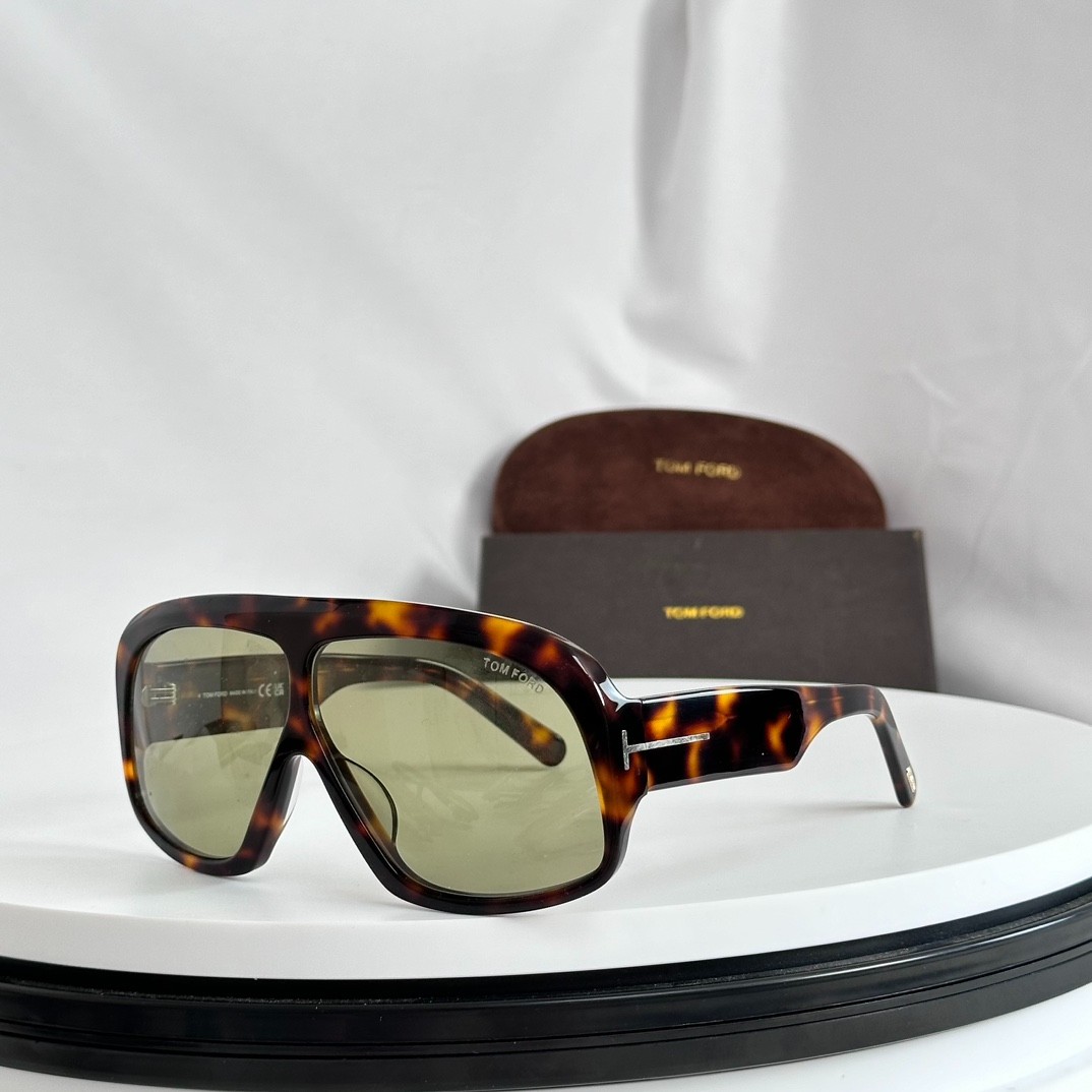 3 Tomf0rd glasses list