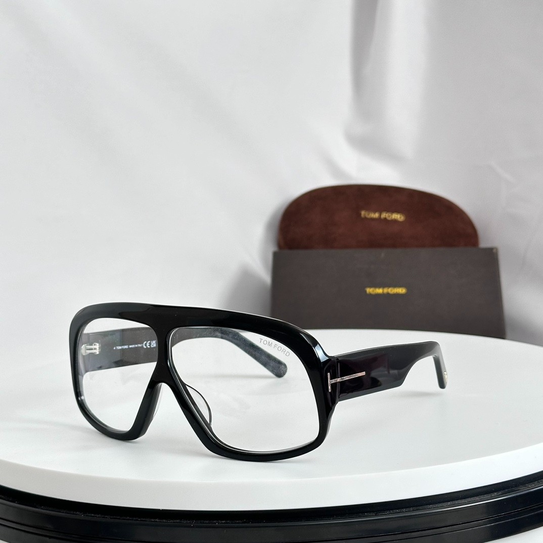 3 Tomf0rd glasses list