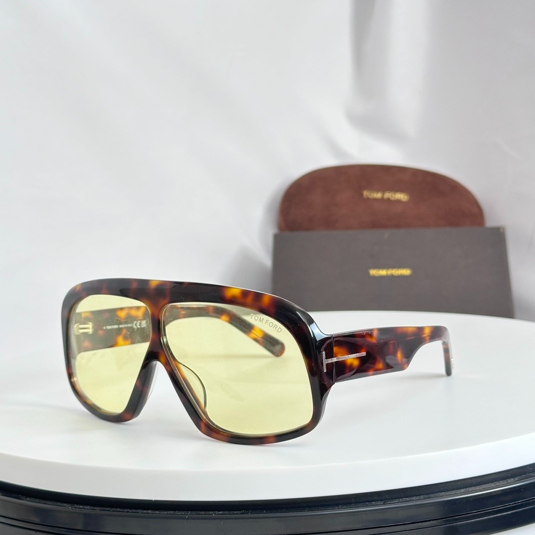3 Tomf0rd glasses list
