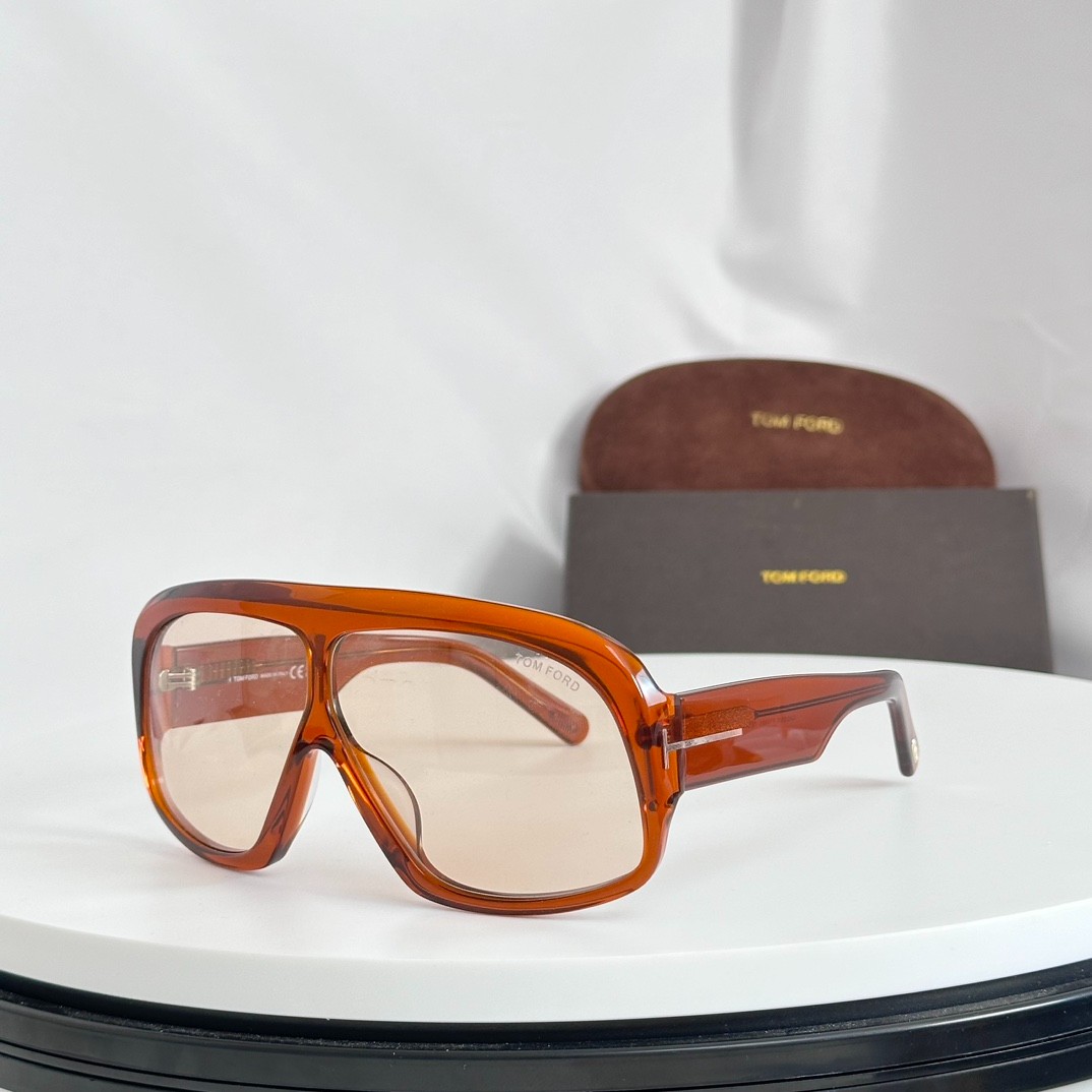 3 Tomf0rd glasses list