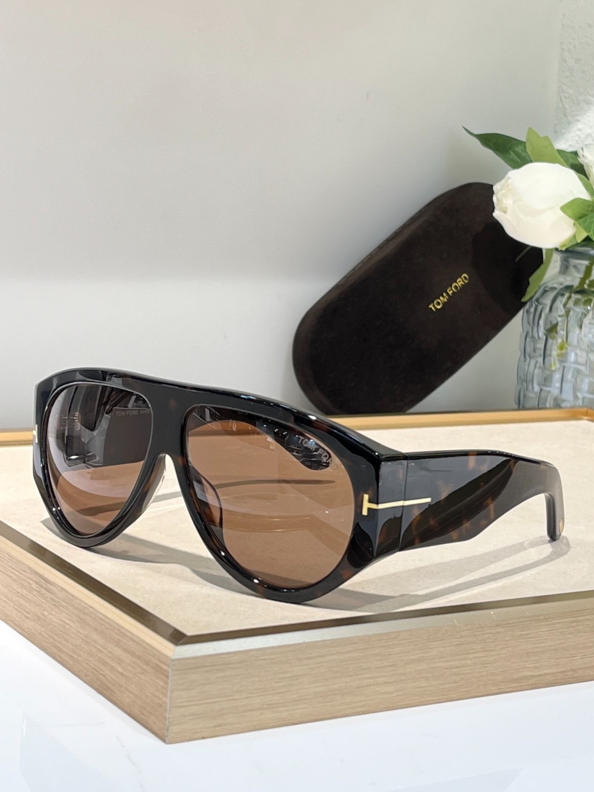 3 Tomf0rd glasses list
