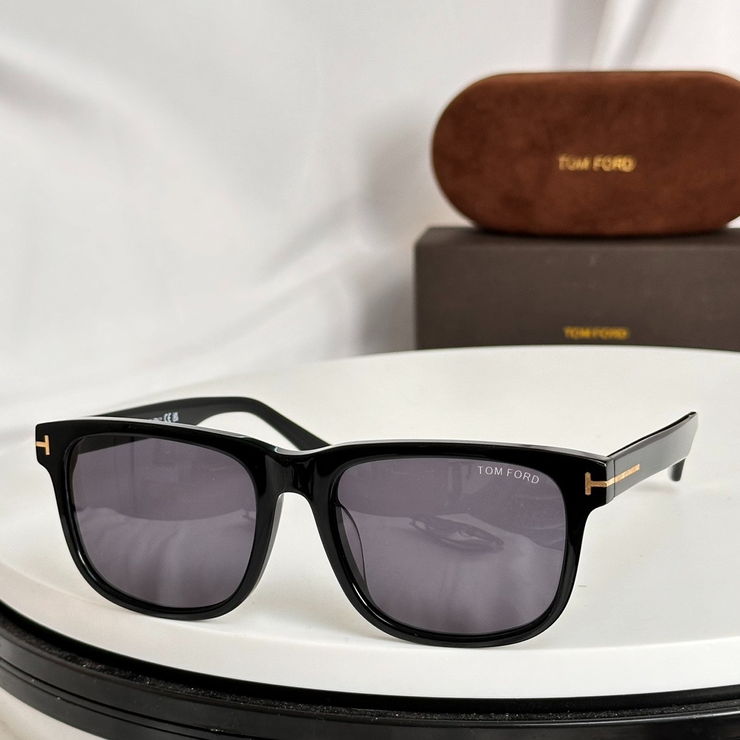 3 Tomf0rd glasses list
