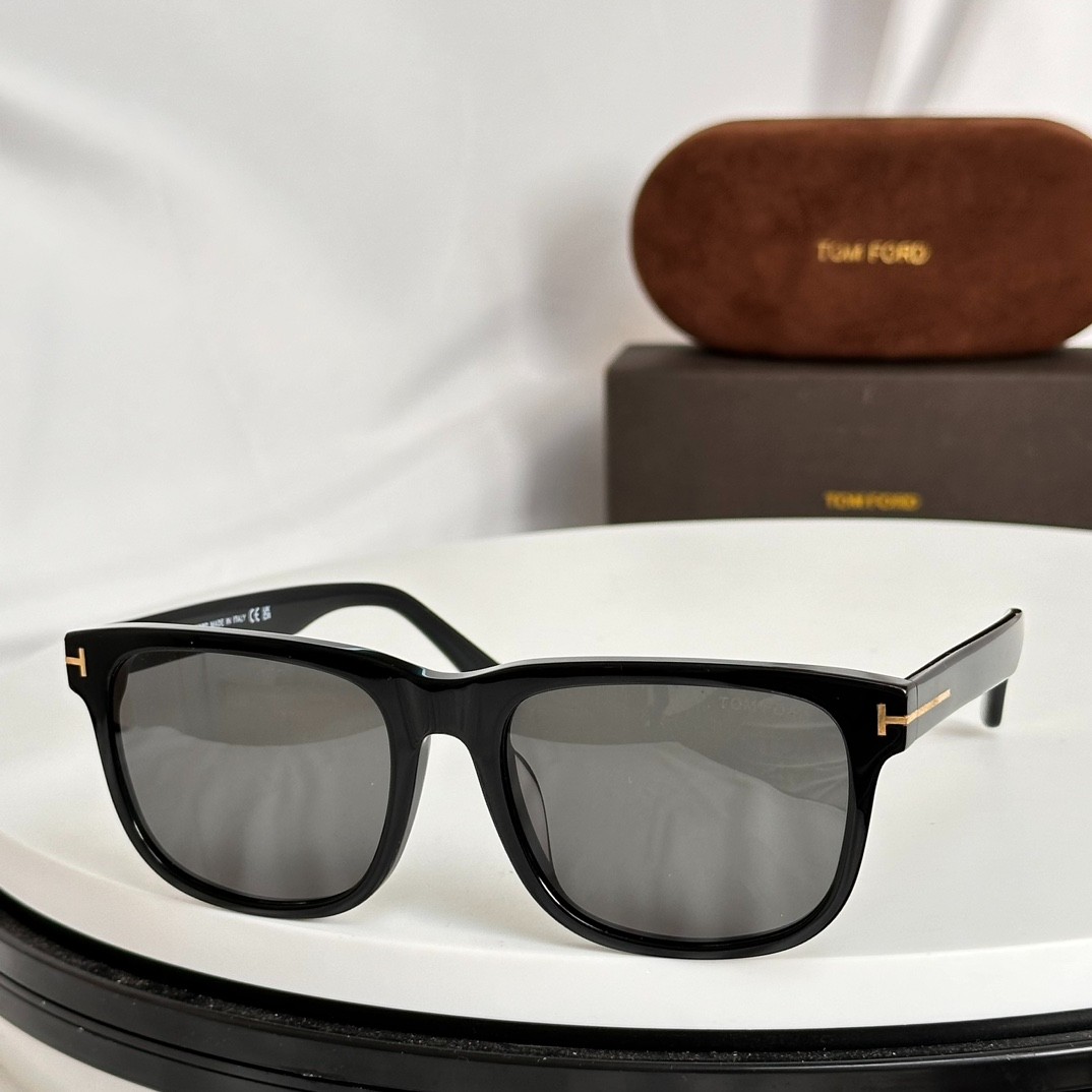 3 Tomf0rd glasses list