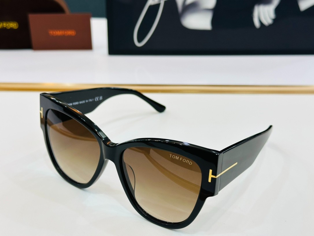 3 Tomf0rd glasses list