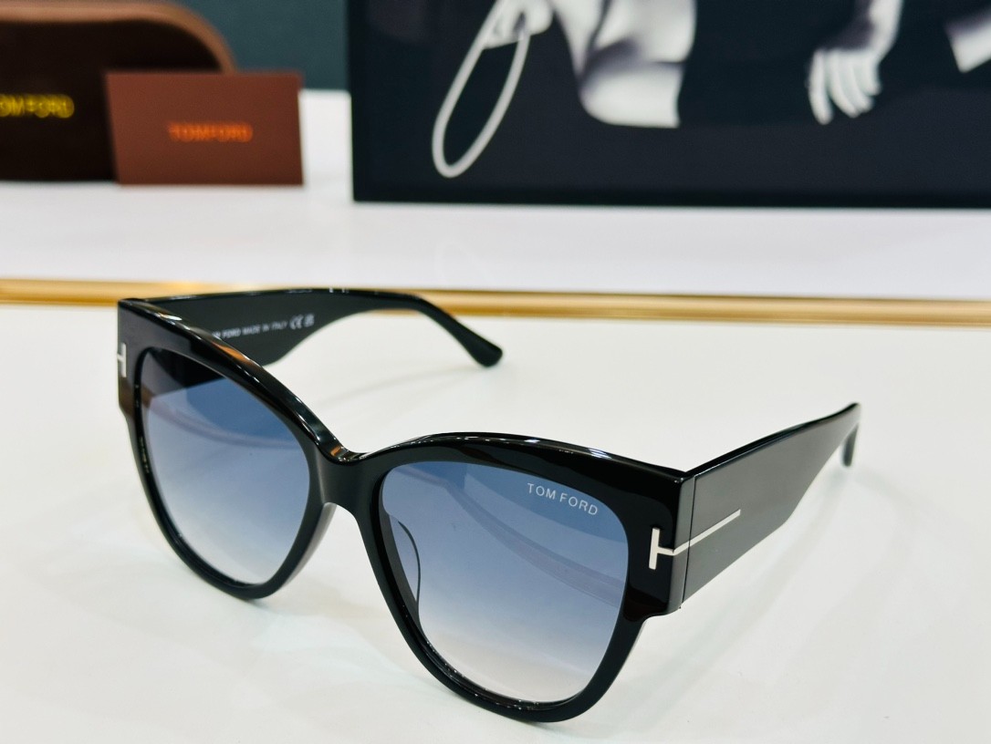 3 Tomf0rd glasses list