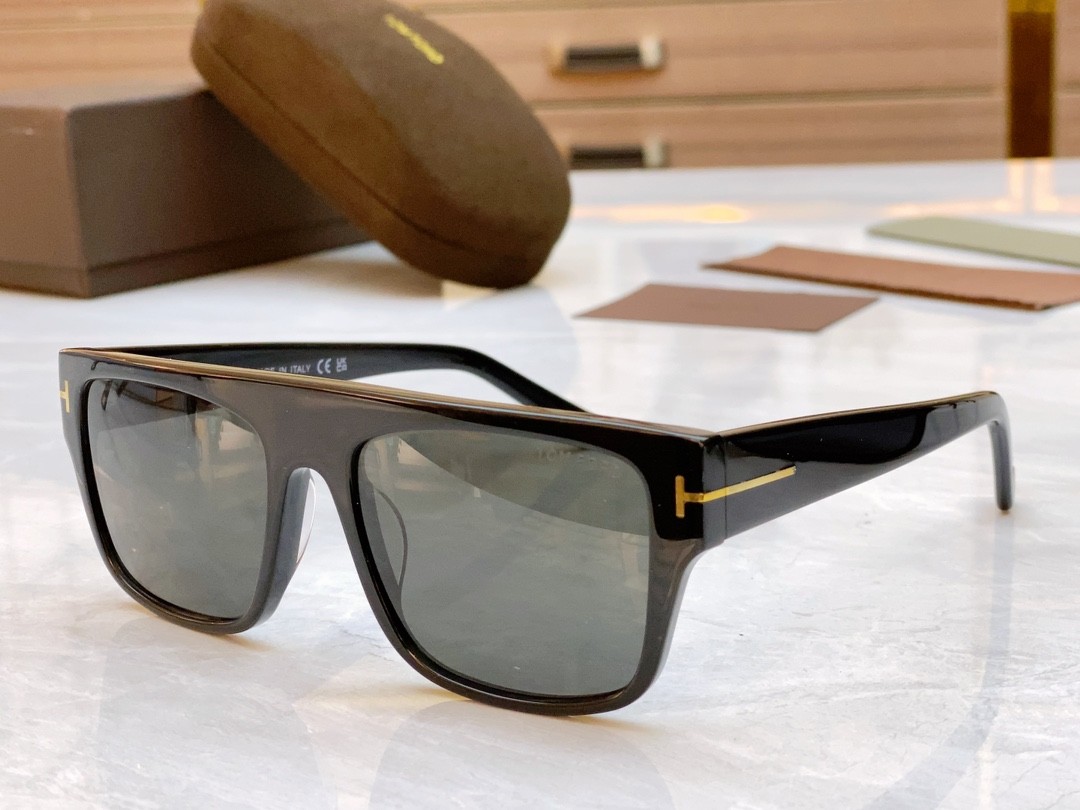 3 Tomf0rd glasses list