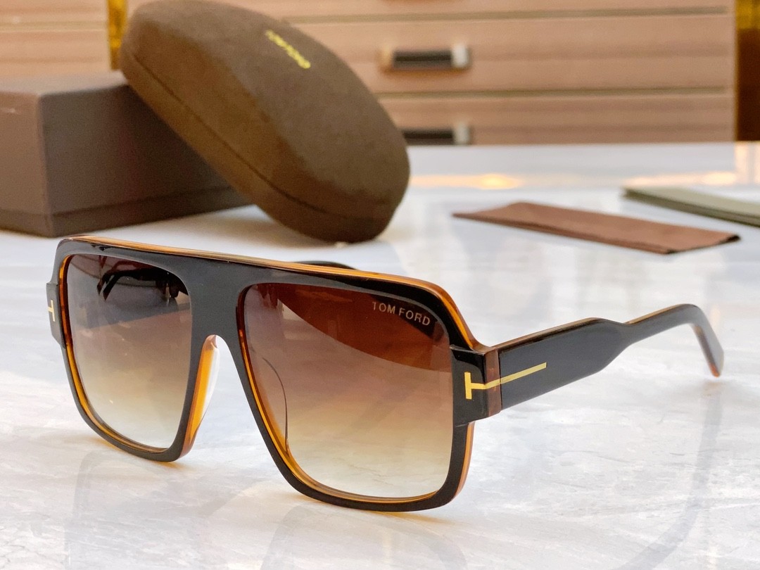 3 Tomf0rd glasses list