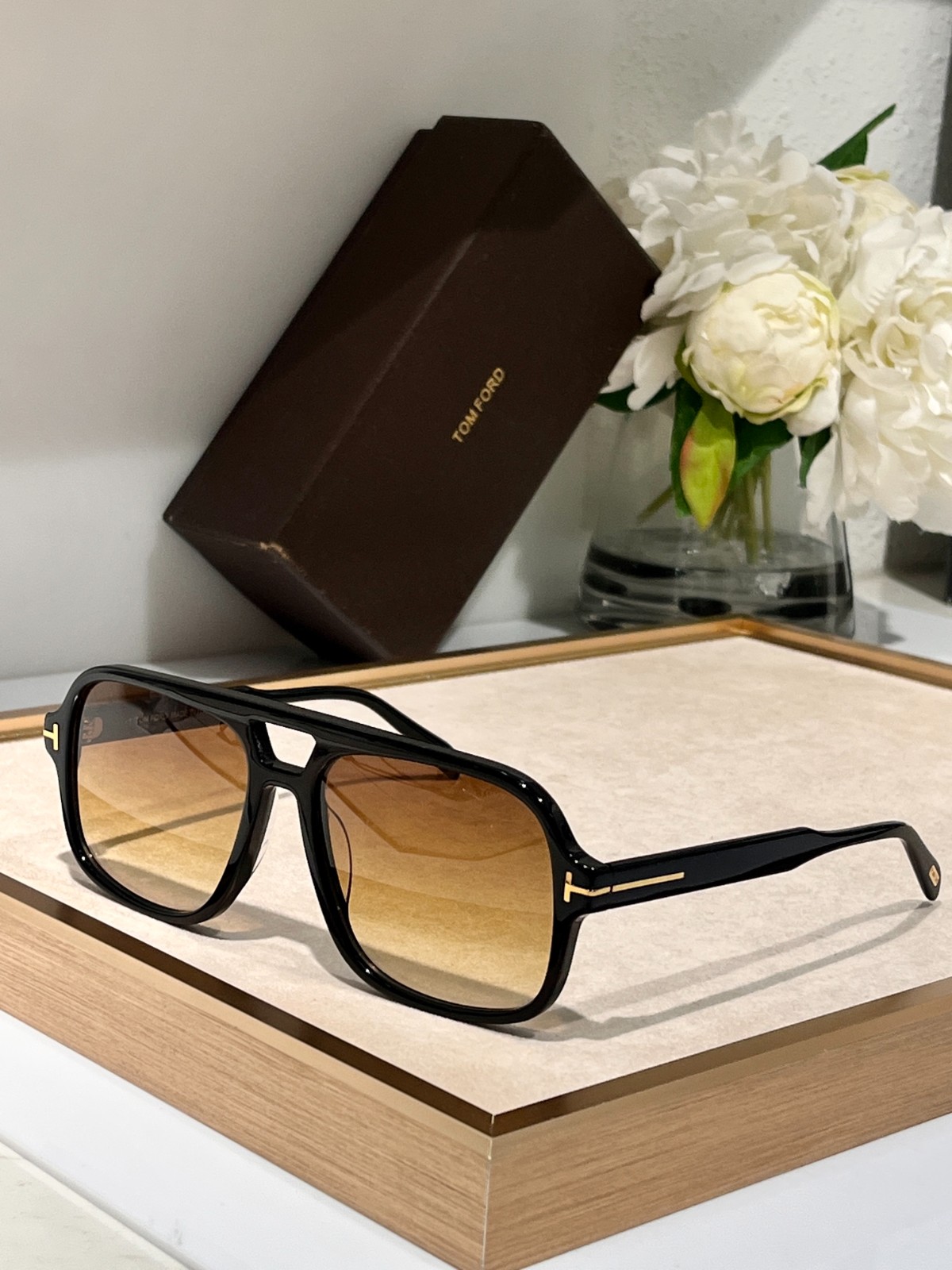 3 Tomf0rd glasses list