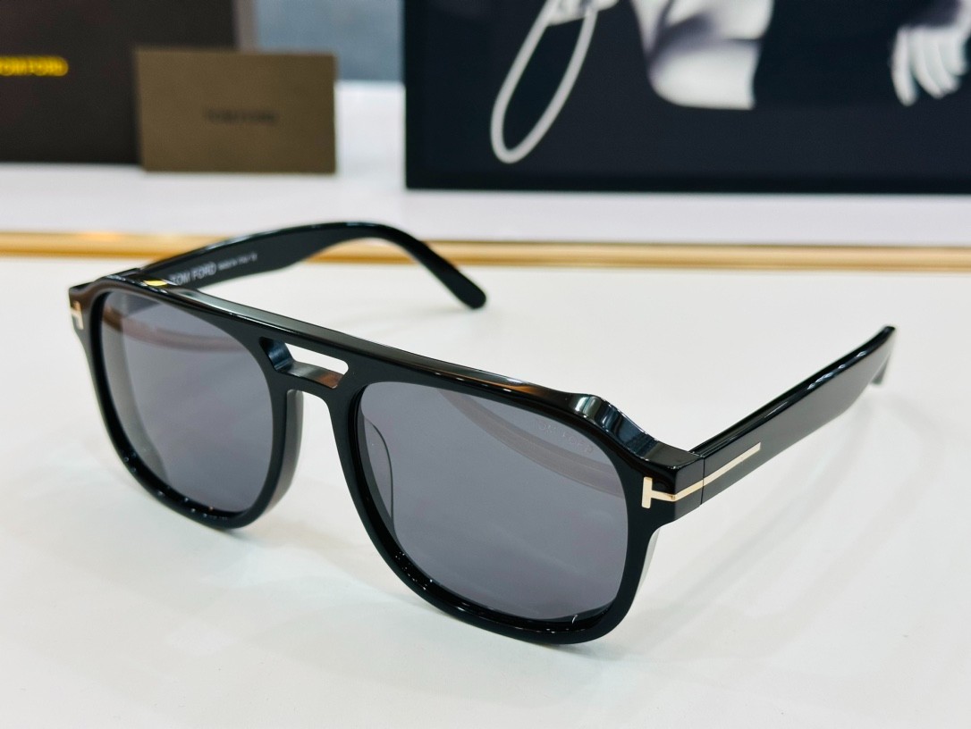3 Tomf0rd glasses list